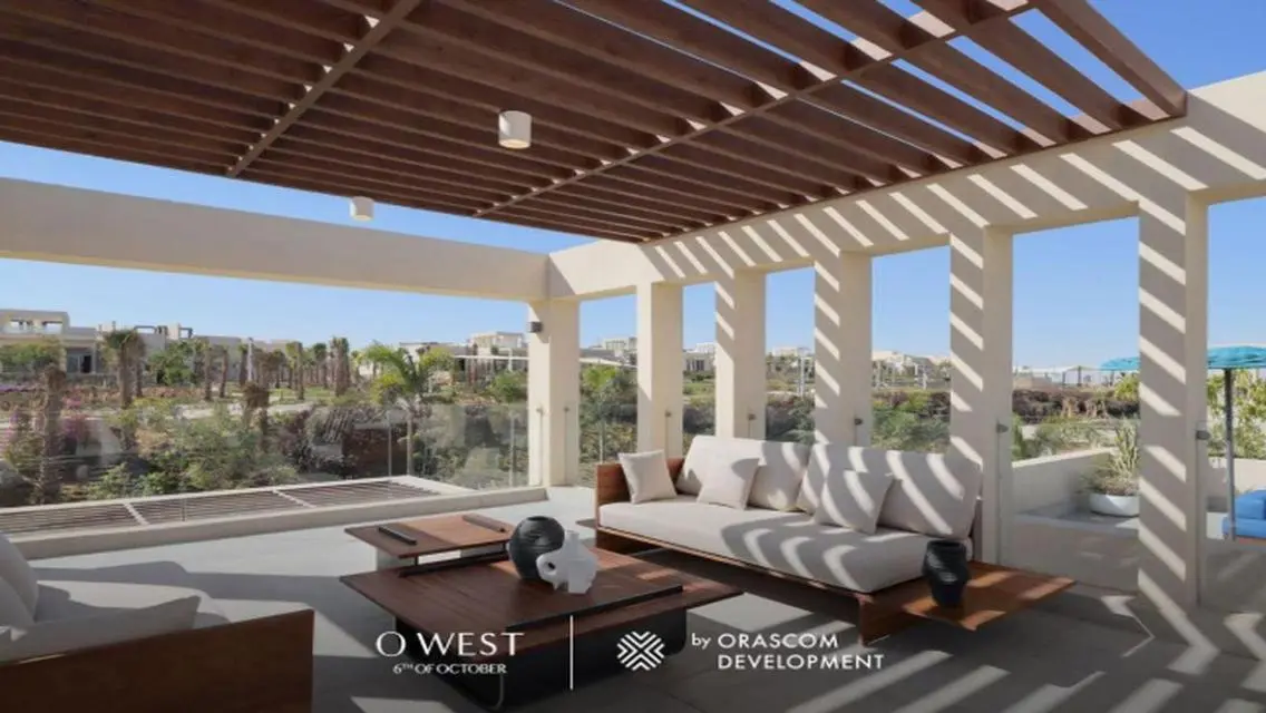 Twin house in O West next to media production city