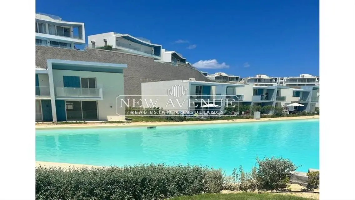 Delivered Furnished North Facing Direct on lagoon