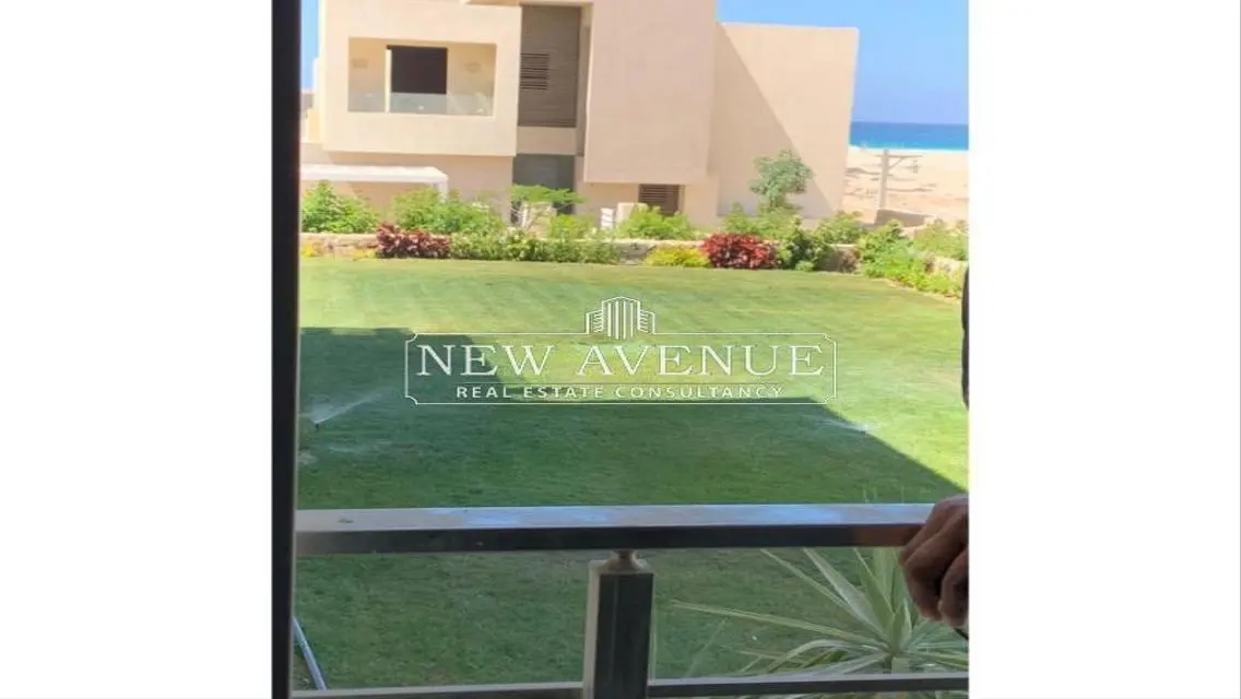 أقرب شاليه ارضي سينيور إلى البحر مع أكبر حديقة