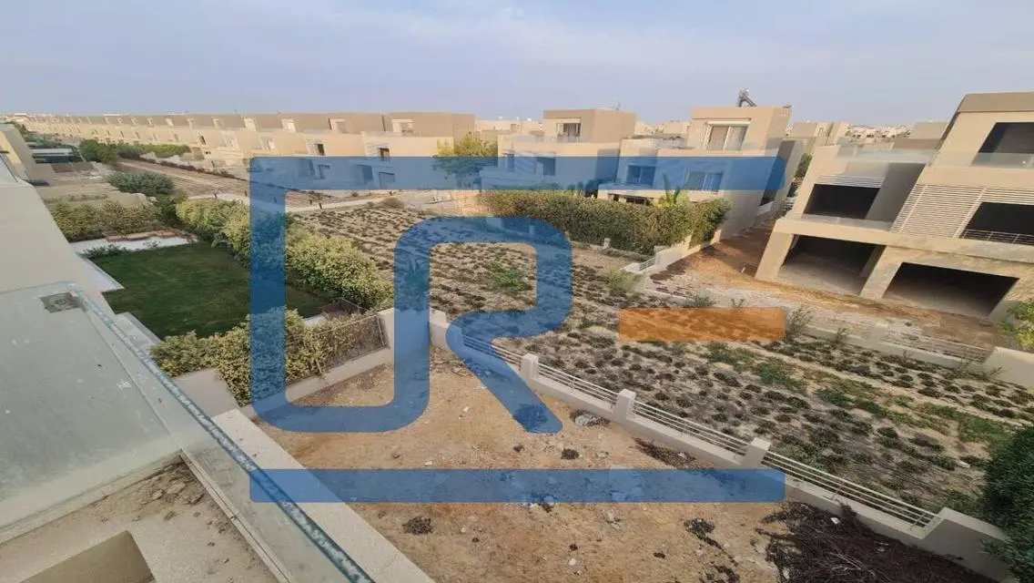 villa semi finished for sale Golf Extension