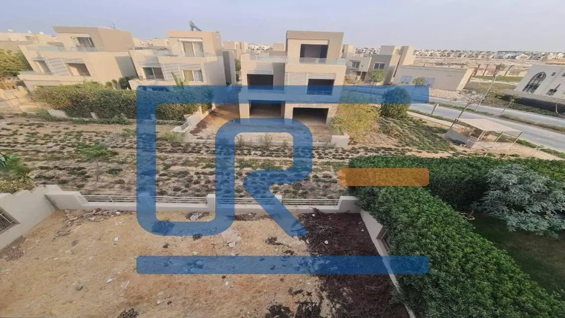 villa semi finished for sale Golf Extension