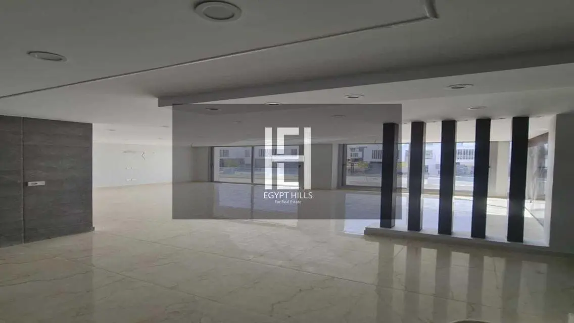 Finished and ReadyMove, lowest price,near the club