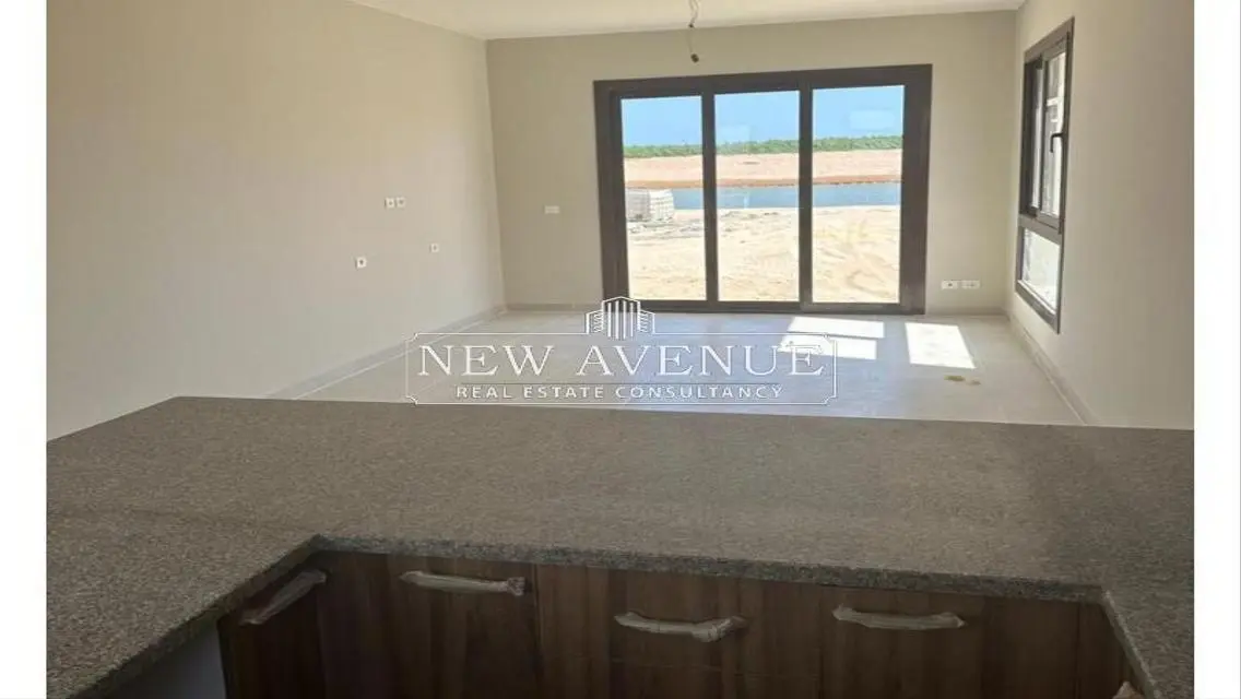 Twin house with installments 1st row lagoon