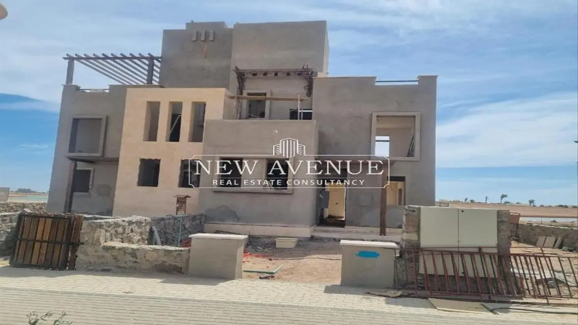 Twin house with installments 1st row lagoon