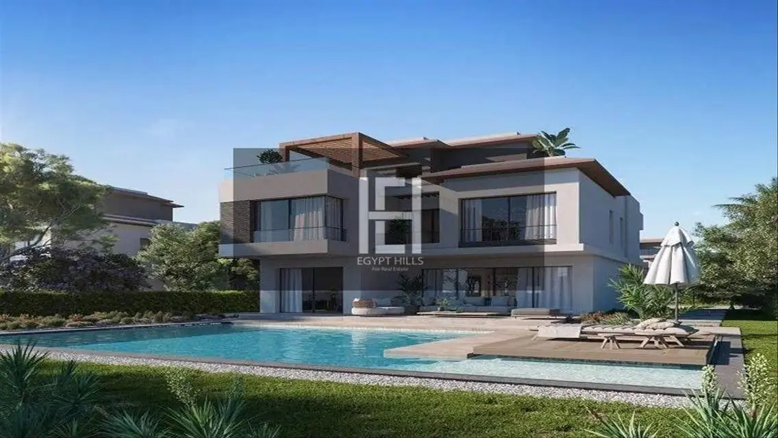 Villa in prime location, lowest price, 12-Yrs plan