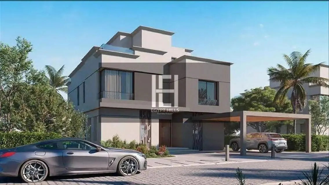 Villa in prime location, lowest price, 12-Yrs plan