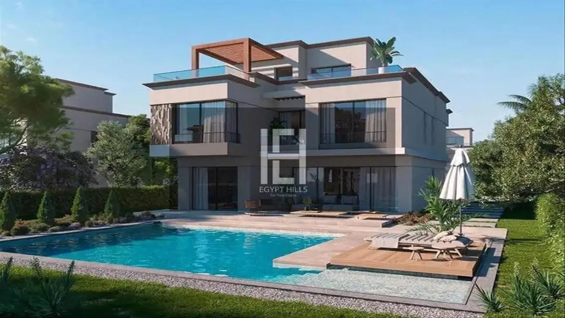 Villa in prime location, lowest price, 12-Yrs plan