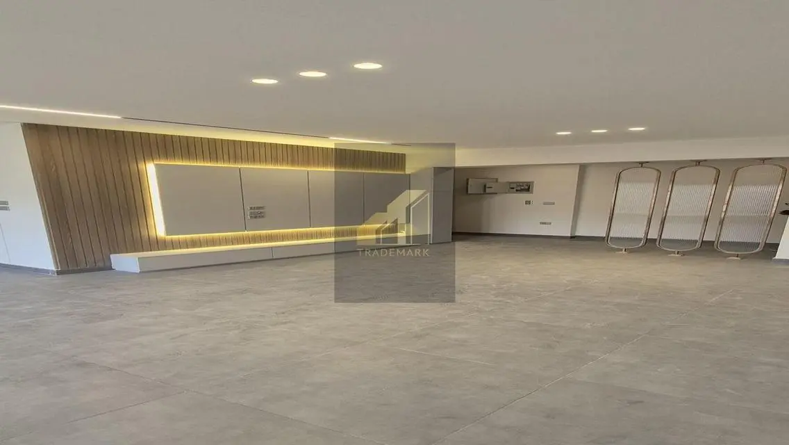 Finished apartment 172m For sale in phnc hot price