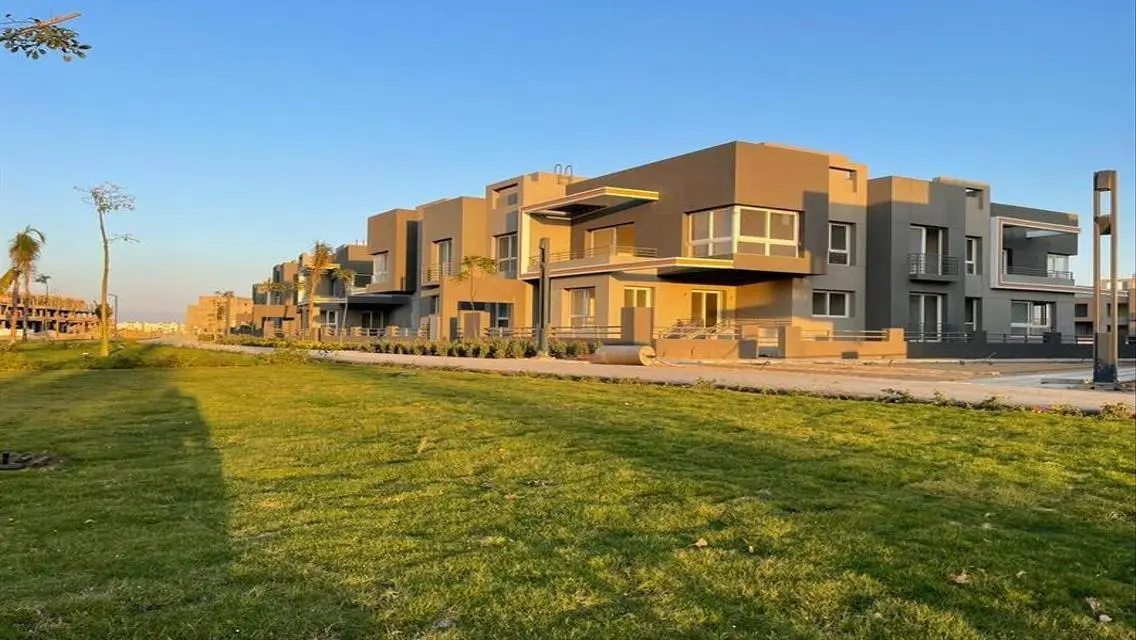 Apartment for sale in Sheikh zayed ready to move