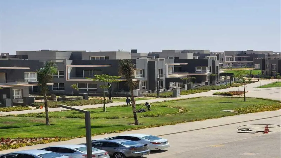 Apartment for sale in Sheikh zayed ready to move
