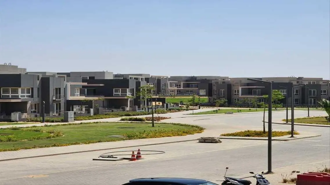 Apartment for sale in Sheikh zayed ready to move