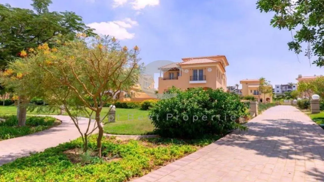 Hyde Park New Project Twin House Prime Location