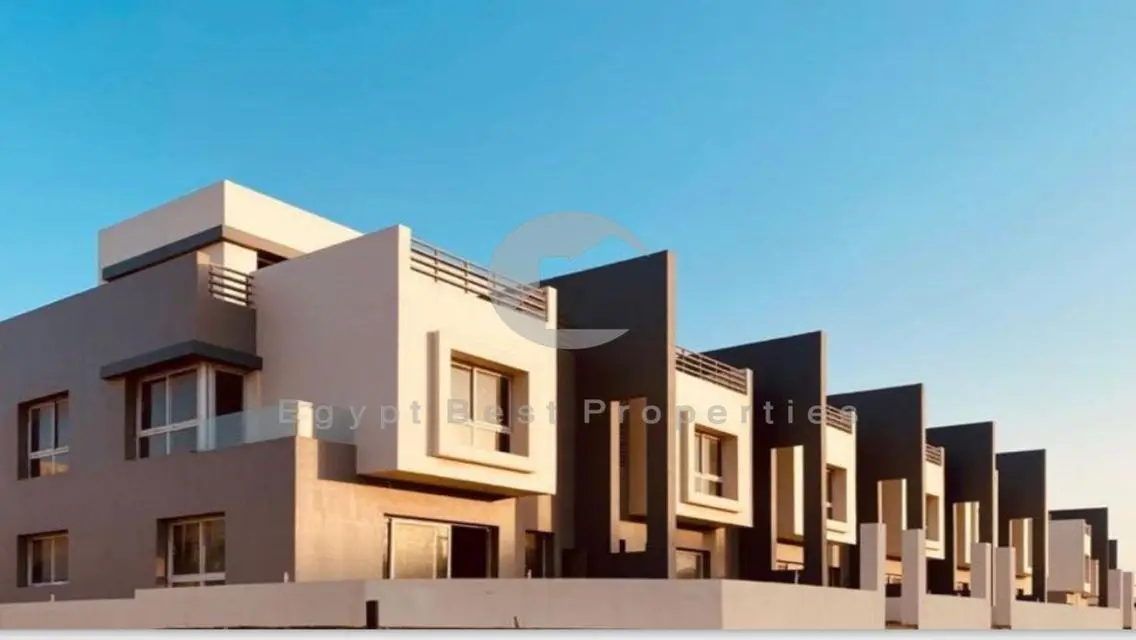 Hyde Park New Project Twin House Prime Location