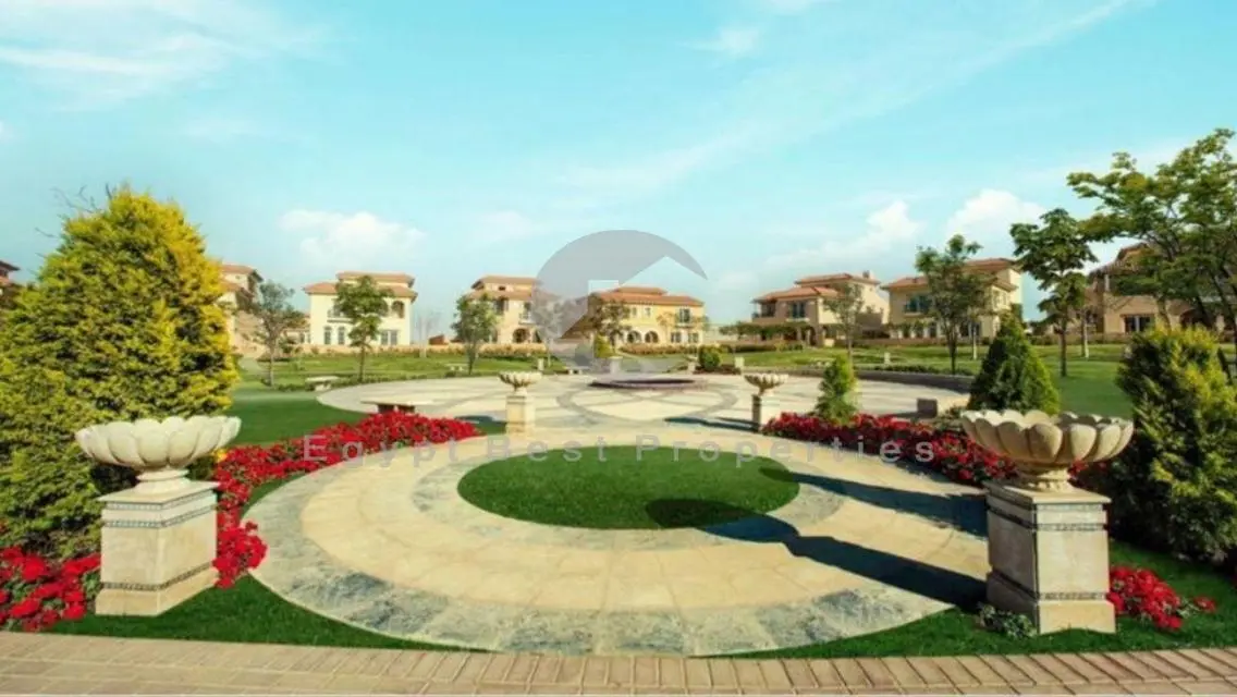 Hyde Park New Project Twin House Prime Location