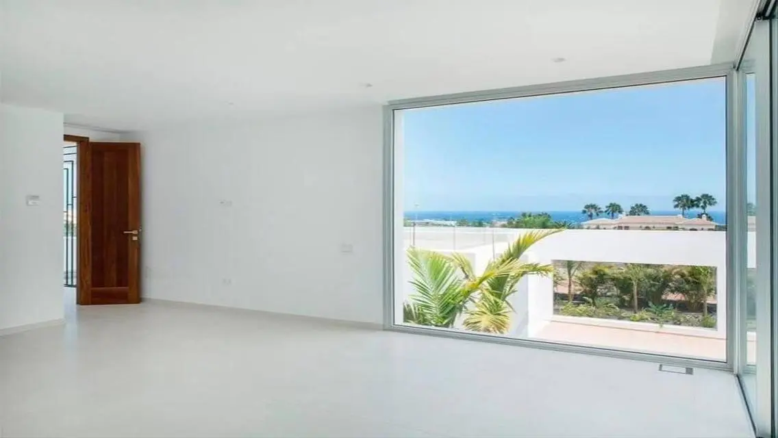 10% down plan 10y finished apartment lagoon view