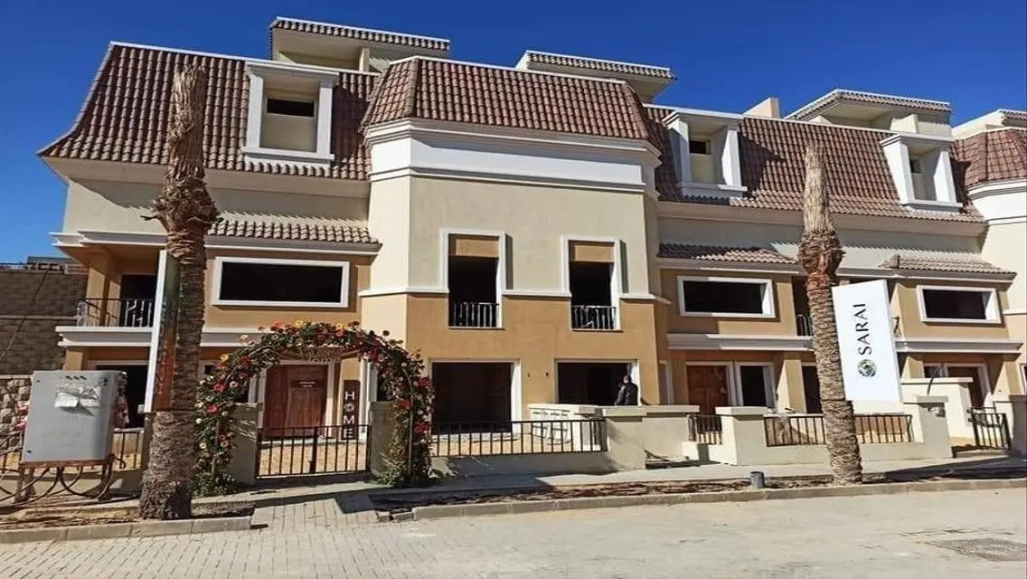 Luxury Villa with Stylish Design and Spacious Live