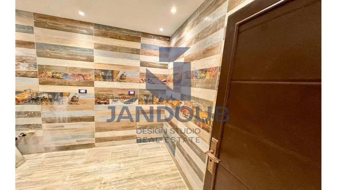 Luxury 150 sqm Apartment with Balcony and Stunning View