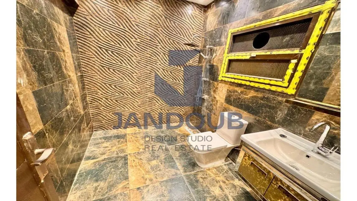Luxury 150 sqm Apartment with Balcony and Stunning View