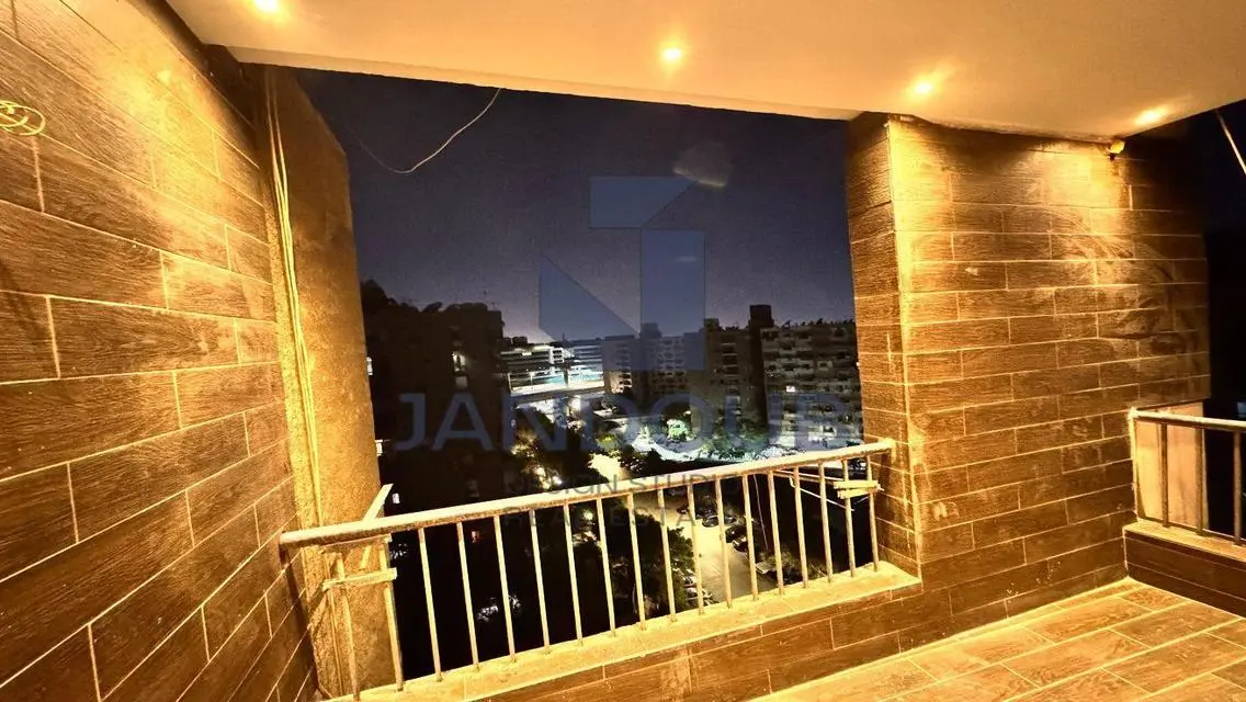 Luxury 150 sqm Apartment with Balcony and Stunning View