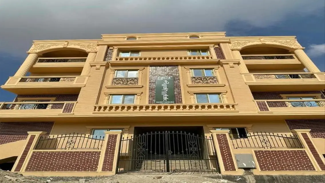عمارة جاهزة مميزة باكتوبر بالحي التاسع استلام فوري
