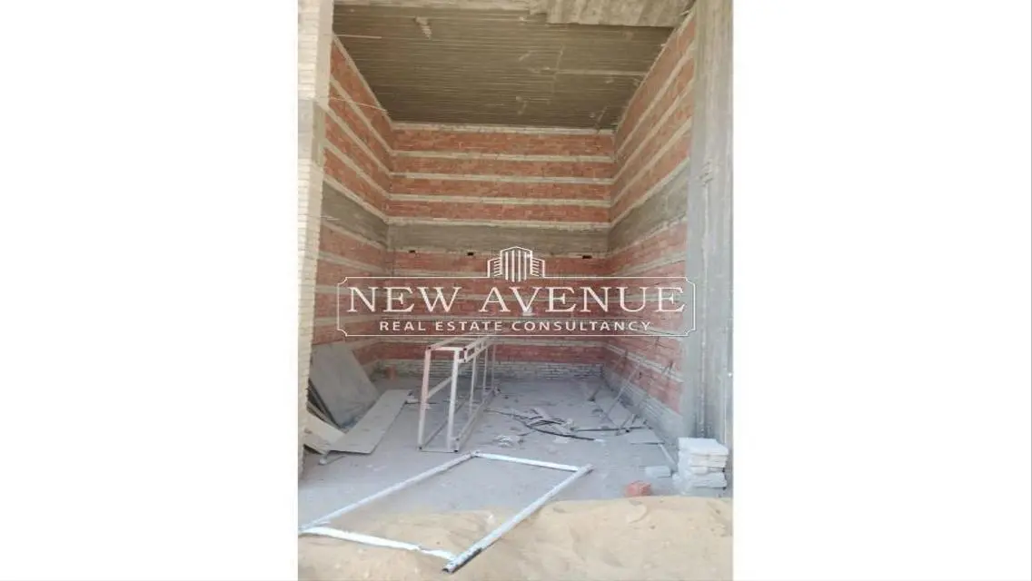 Ready To Move Retail at Park Yard Mall