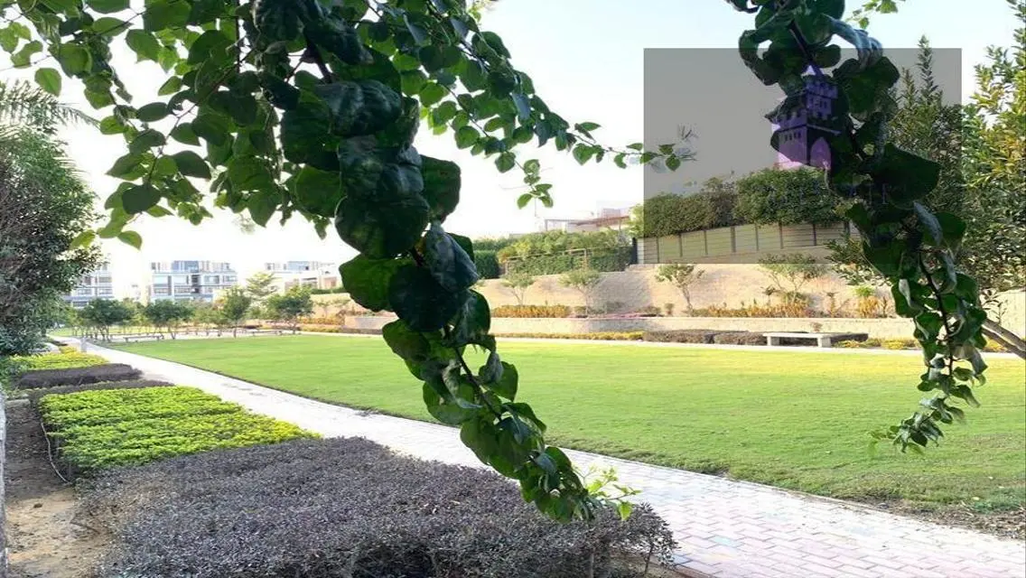 فيلا للايجار مفروش فى كمبوند ويستاون بيفرلى هيلز