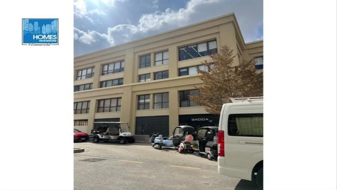 Administrative 480m open space Prime location..