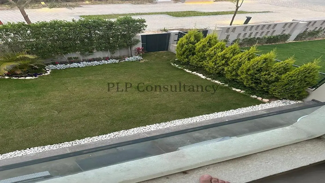 تاون هاوس متشطب بالكامل  ريسيل في كمبوند البروج