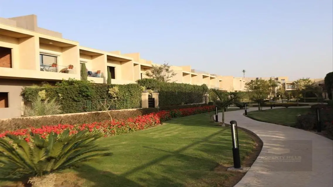 Apartment+Penthouse 300m Ready to move in Zayed