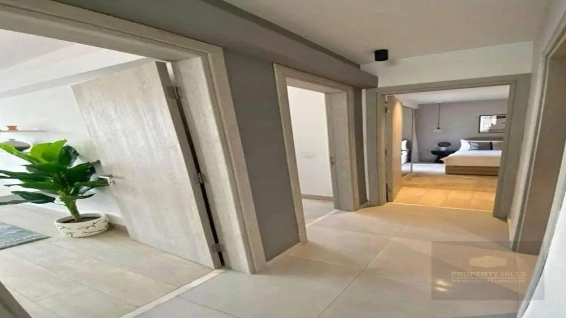 Apartment+Penthouse 300m Ready to move in Zayed
