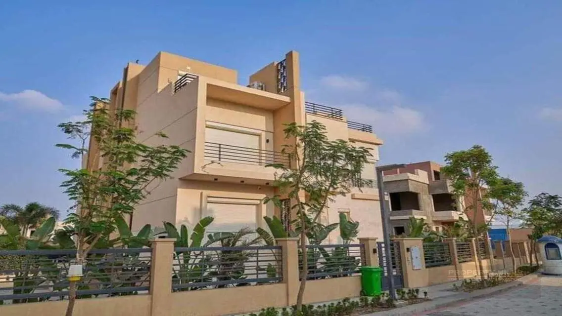 Family House 240m+Garden240m in Zayed RTM