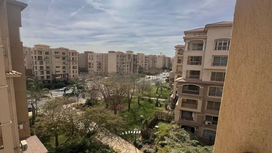 شقة شطيبات خاصة للبيع 107 متر اول سكن فى مدينتى B2