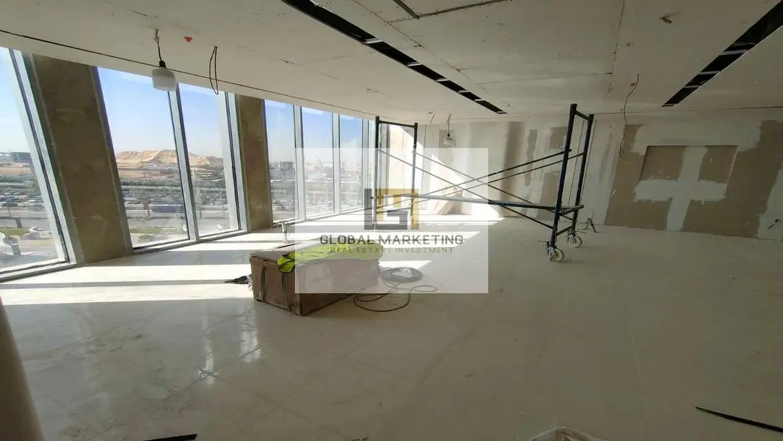 Office 192m Fully Finished For Rent In CFC