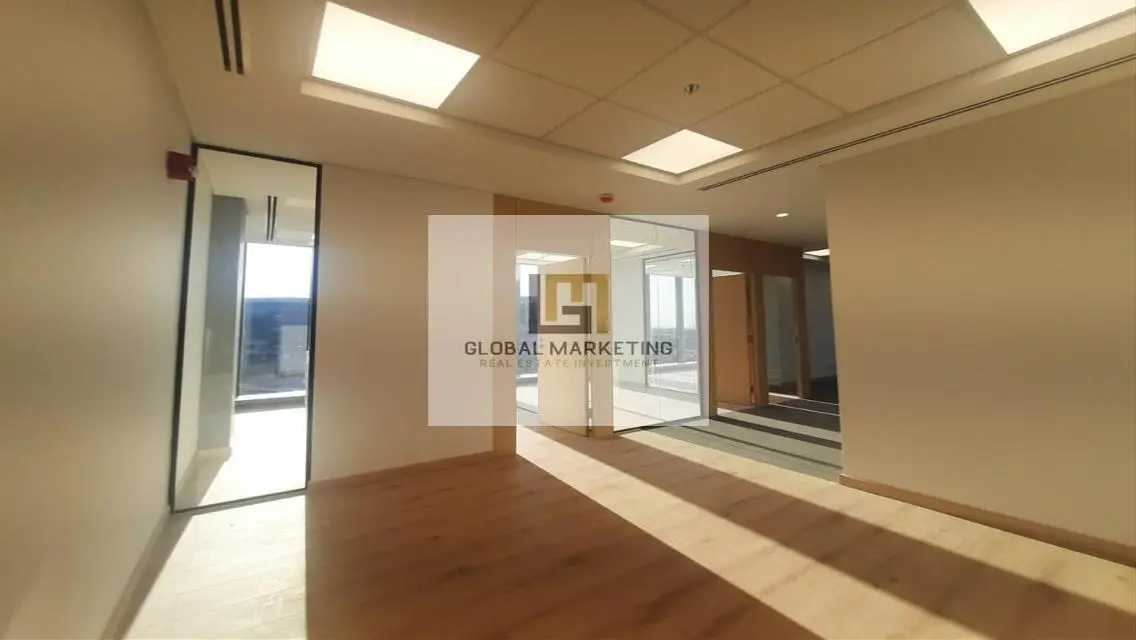 Office 151m Finished For Rent In CFC