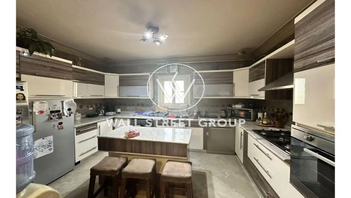 Roof  for sale 250m+Terrace 100 meters NEW CAIRO
