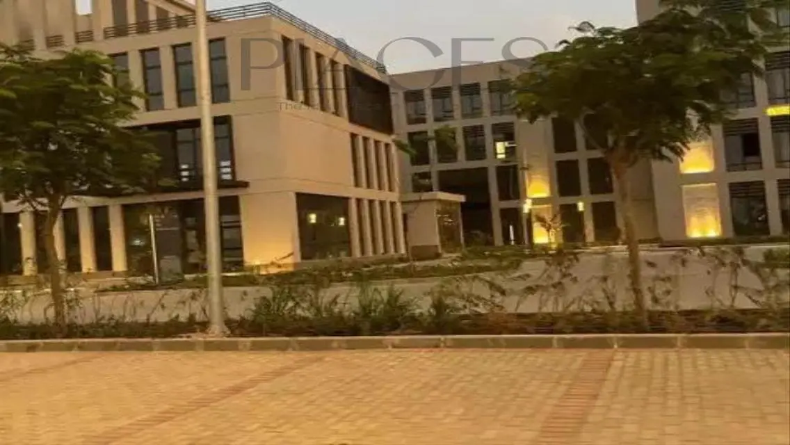 Admin office for sale 93m in DISTRICT 5