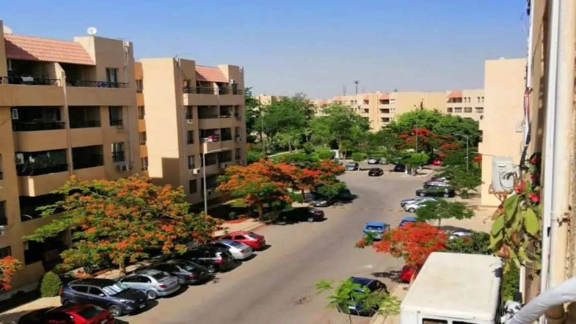 شقة جاهزه للسكن107م فى المرحلة التالتة فيو جاردن
