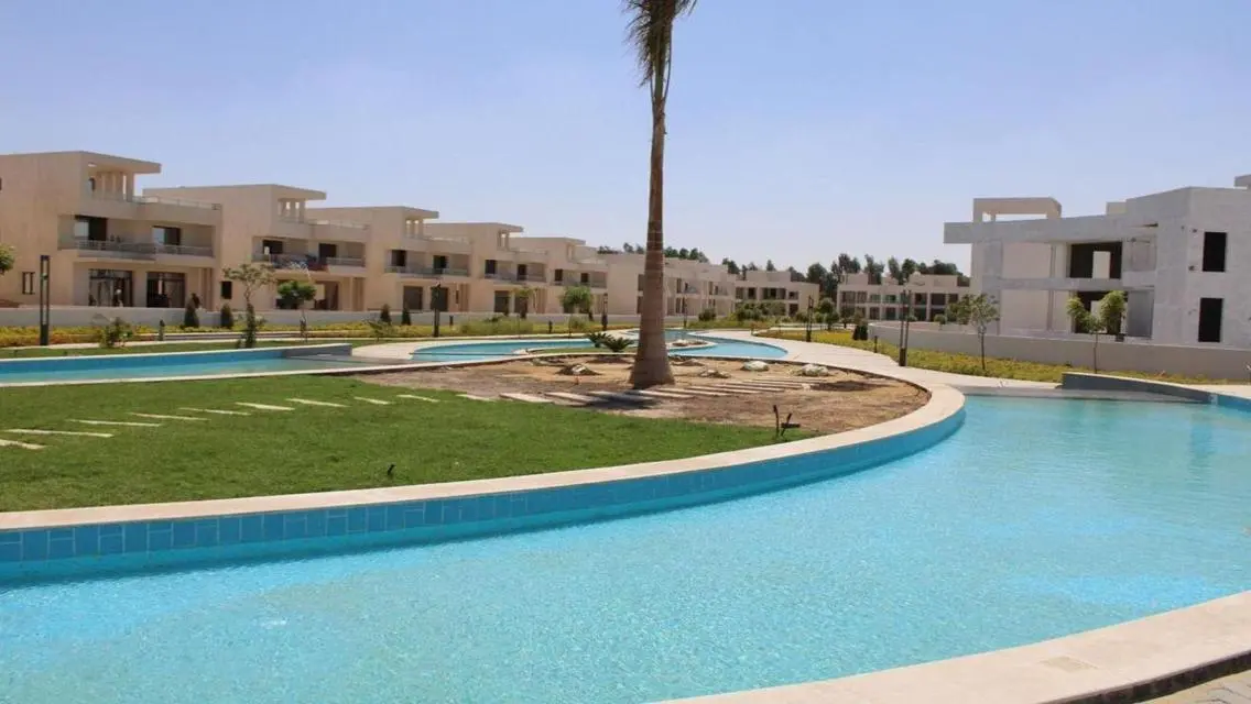 فيلا منفصله ب2مليون مقدم امام بيفرلي فيو لاند سكيب