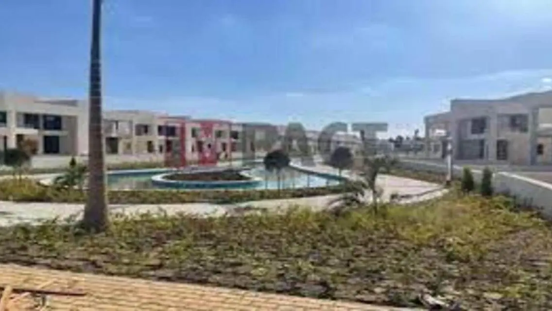 فيلا منفصله ب2مليون مقدم امام بيفرلي فيو لاند سكيب