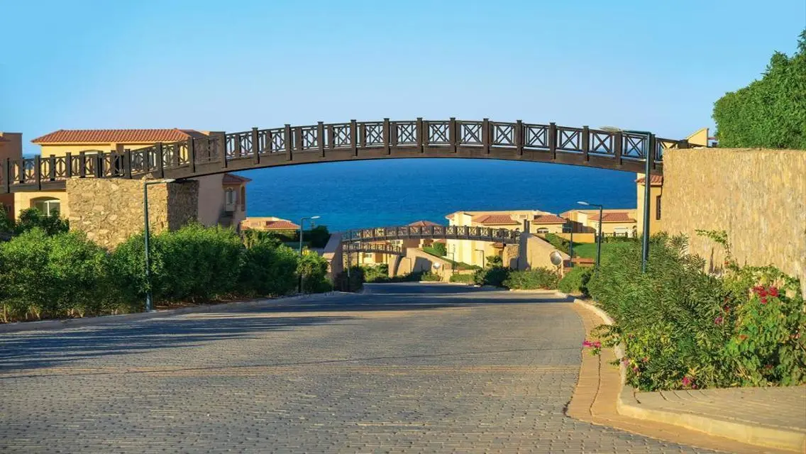 Townhouse for sale telal ain alsokhna 0% over 8yrs