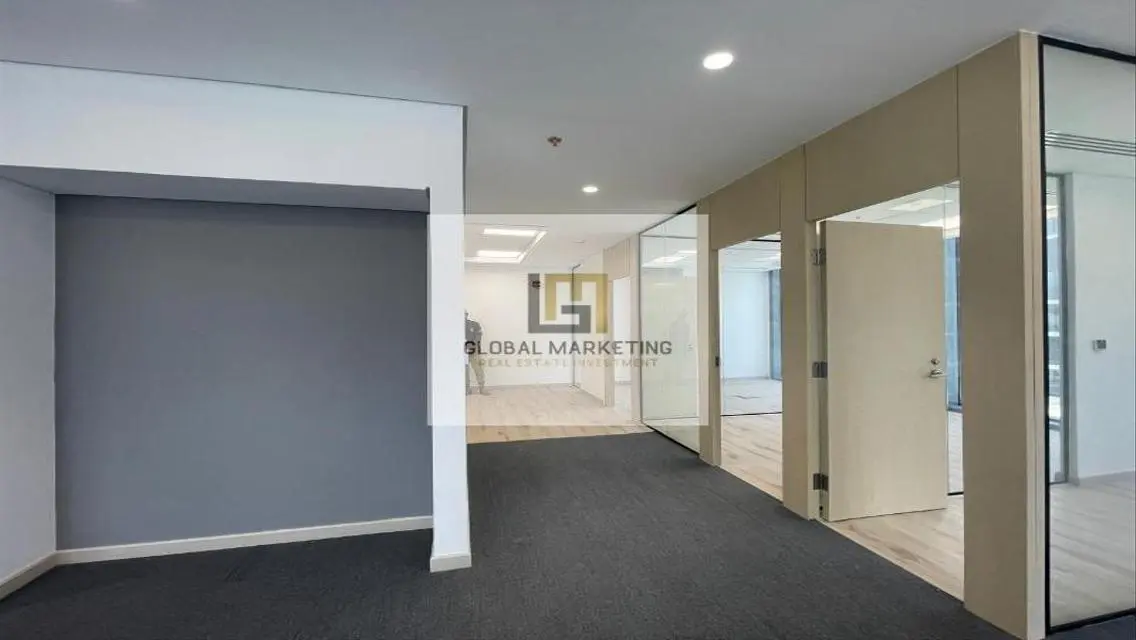 office 151M for sale, prime location in CFC