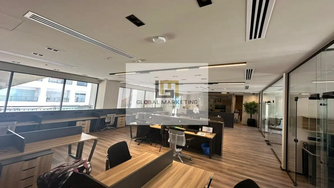 Furnished Office 250m For Sale 90St prime location