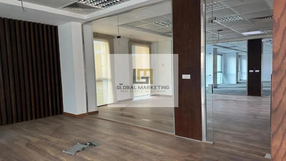 شقة مميزة بمساحة 500 متر للبيع بسعر مناسب