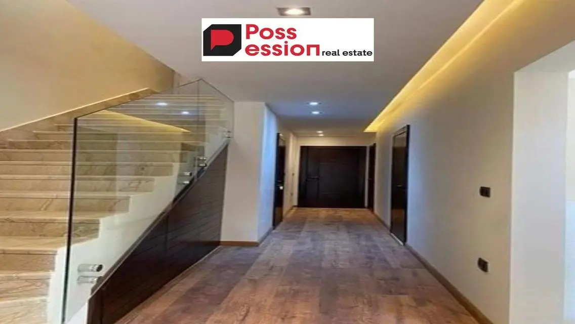 villa for sale in Amiez Compounds in the heart