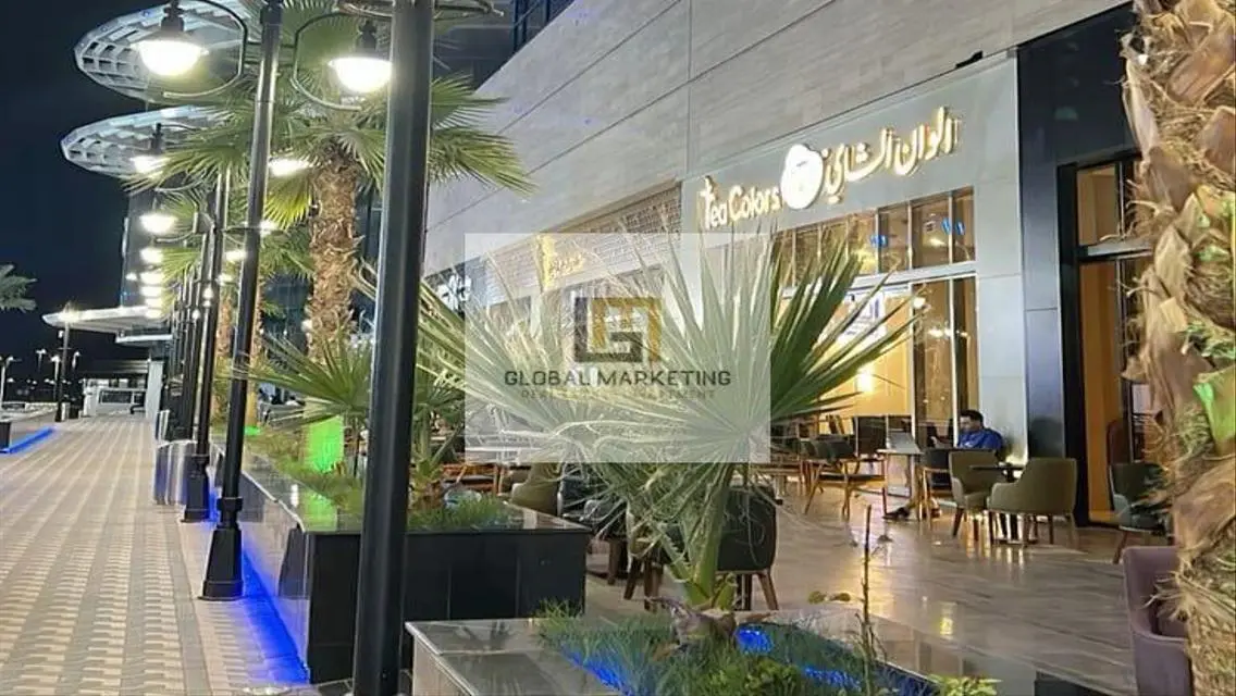 محل 290م للايجار في محور محمد نجيب بجوار وتر واى