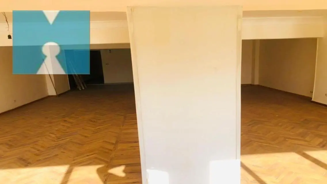 شقة للبيع فيو مفتوح علي النيل.