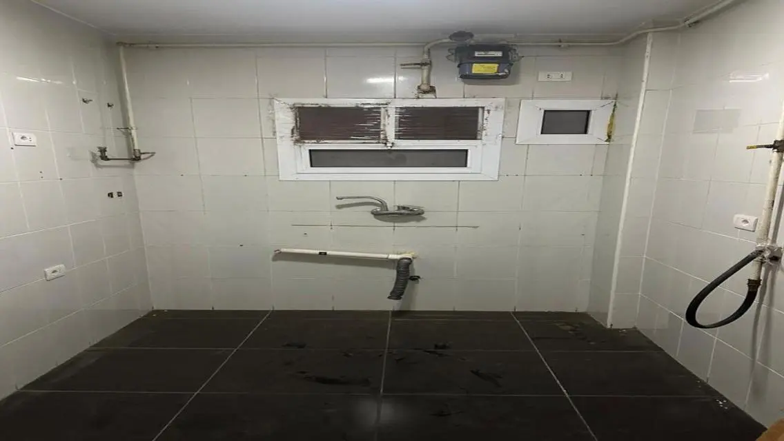 For rent in Al Rehab 90 m on Garden G Mall 2 and G