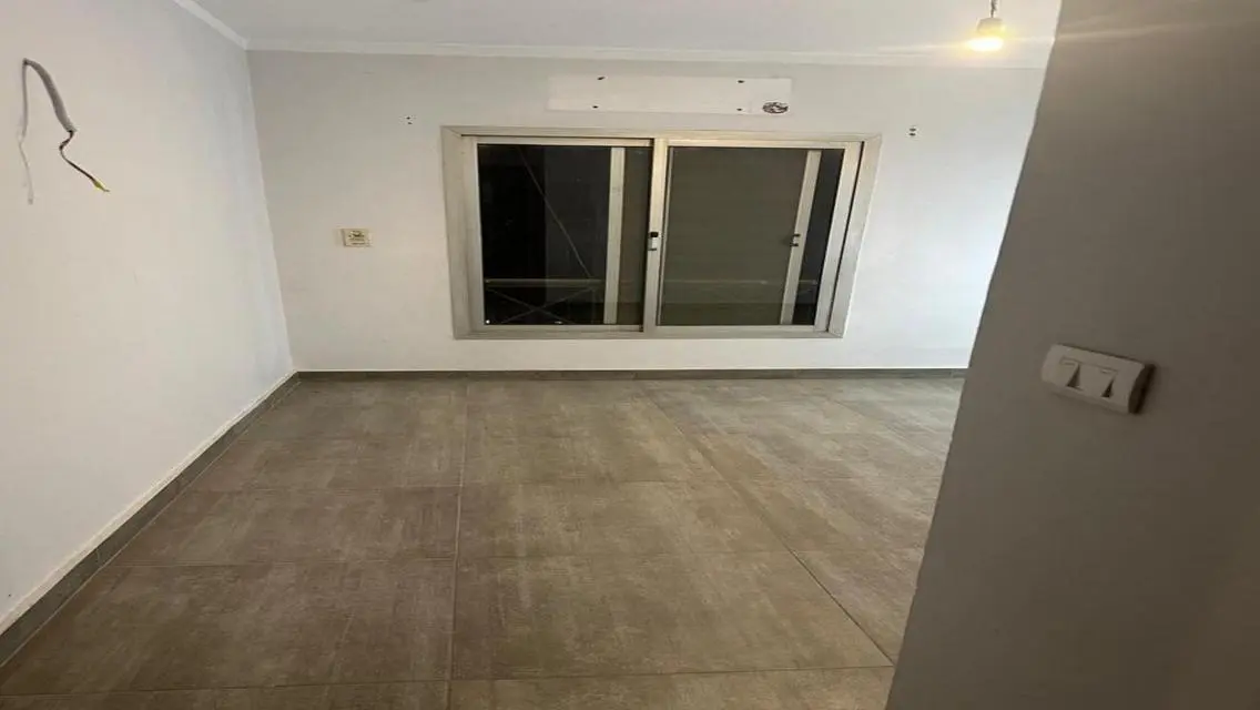 For rent in Al Rehab 90 m on Garden G Mall 2 and G