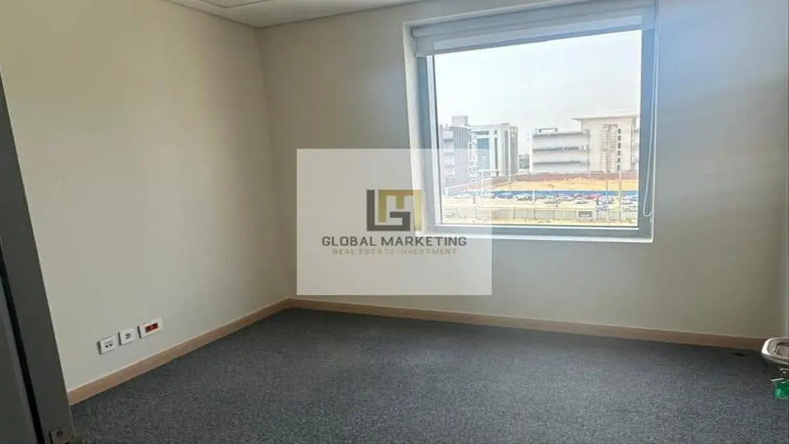Finished Office 600m For Rent in Teseen Street