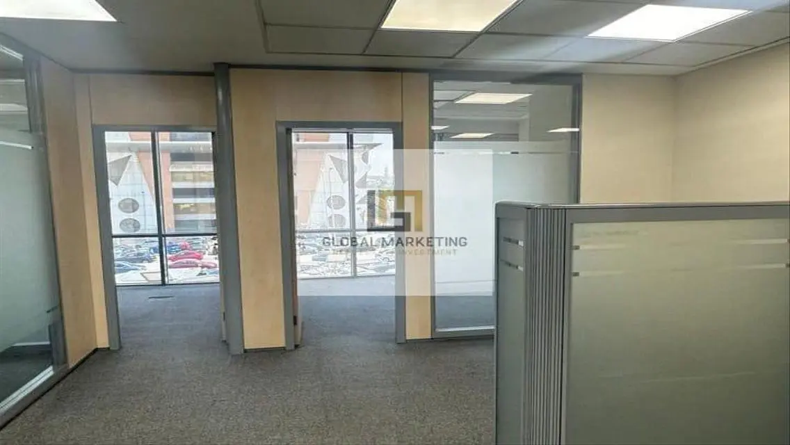 Finished Office 600m For Rent in Teseen Street
